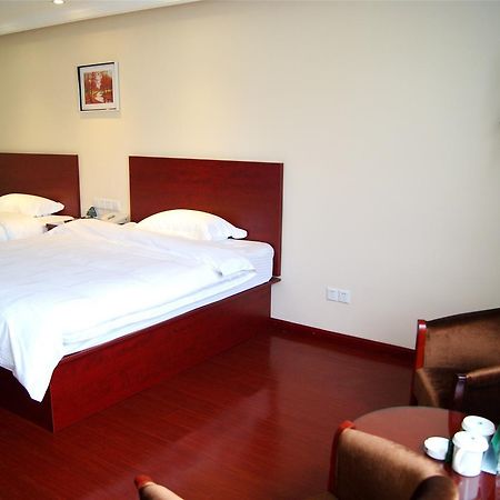 Changji Greentree Inn Xinjiang Fukang Fukang Business Hotel מראה חיצוני תמונה