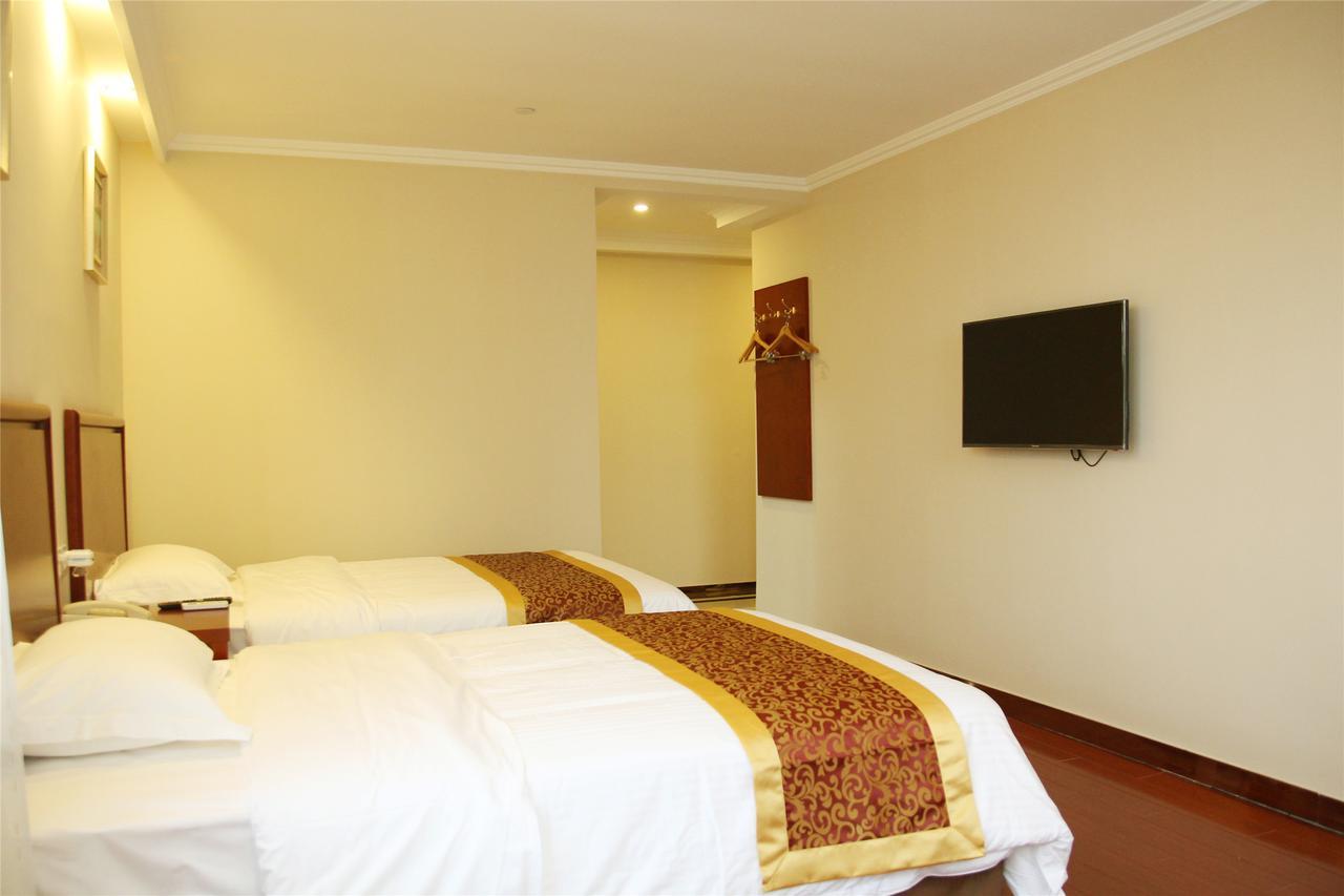 Changji Greentree Inn Xinjiang Fukang Fukang Business Hotel מראה חיצוני תמונה